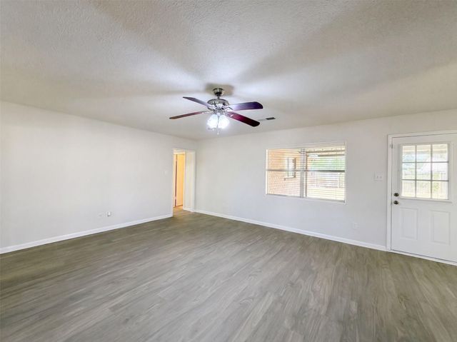 9418 Beverlyhill Street, Houston, TX 77063