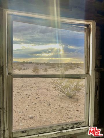 1476 Hales Drive, Joshua Tree, CA 92252