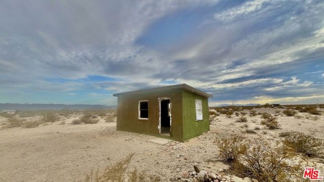 1476 Hales Drive, Joshua Tree, CA 92252