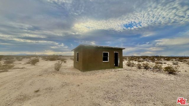 1476 Hales Drive, Joshua Tree, CA 92252