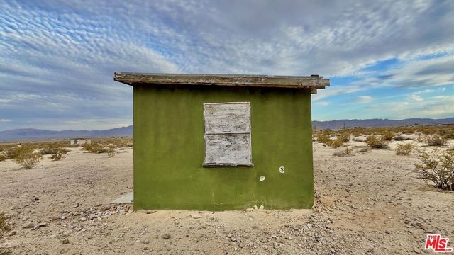 1476 Hales Drive, Joshua Tree, CA 92252