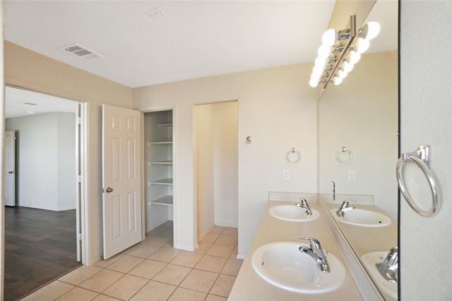 14400 Martial Eagle DR, Elgin, TX 78621