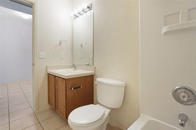 14400 Martial Eagle DR, Elgin, TX 78621