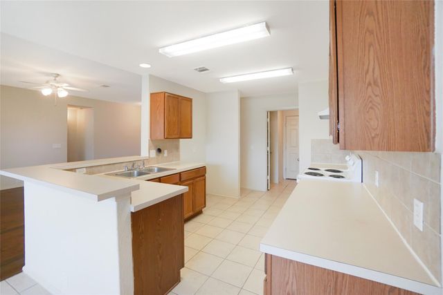 14400 Martial Eagle DR, Elgin, TX 78621