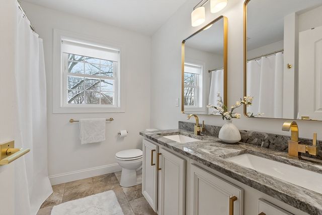 1180 Elm St Willow, Leominster, MA 01453