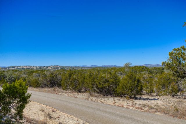 3777 Middle Creek RD, Blanco, TX 78606