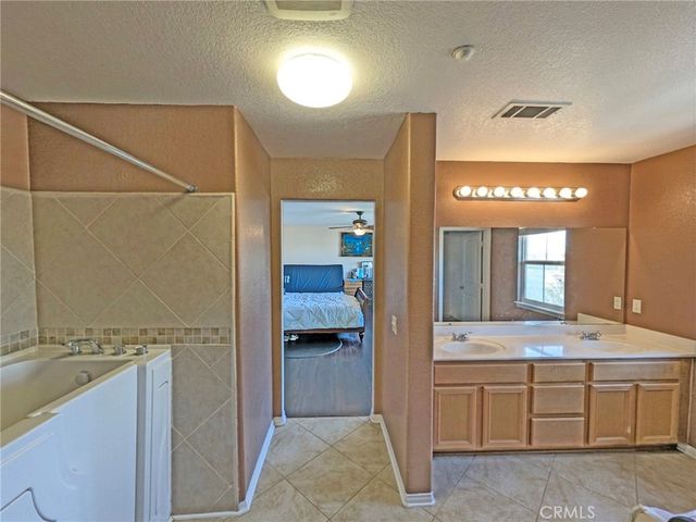 18802 Alderbrook, Riverside, CA 92508