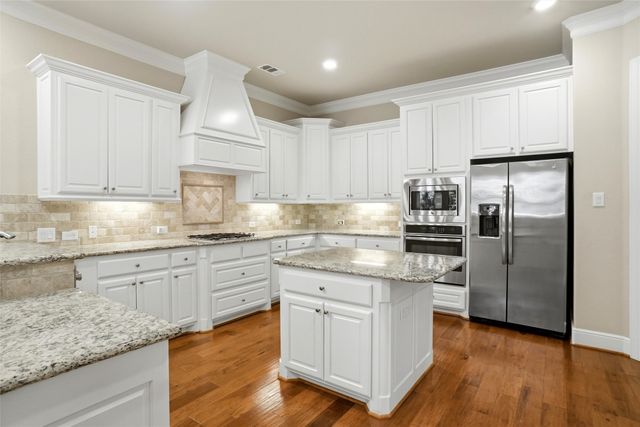365 Watermere Drive, Southlake, TX 76092