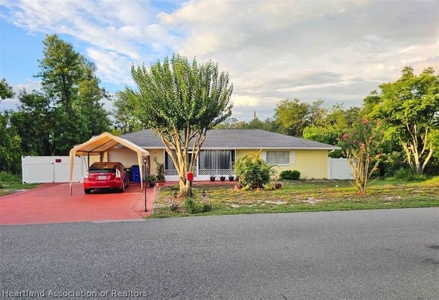 249 Lemon Road NW, Lake Placid, FL 33852