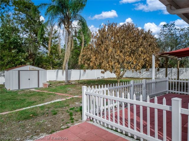 249 Lemon Road NW, Lake Placid, FL 33852