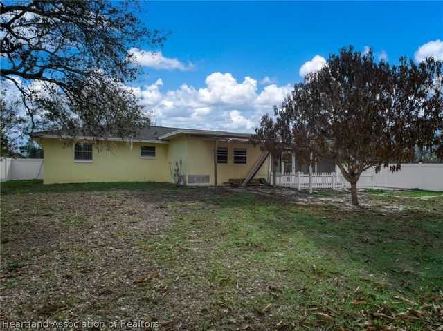 249 Lemon Road NW, Lake Placid, FL 33852