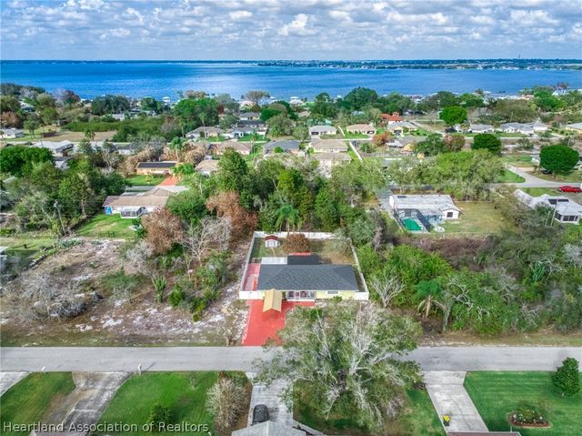 249 Lemon Road NW, Lake Placid, FL 33852