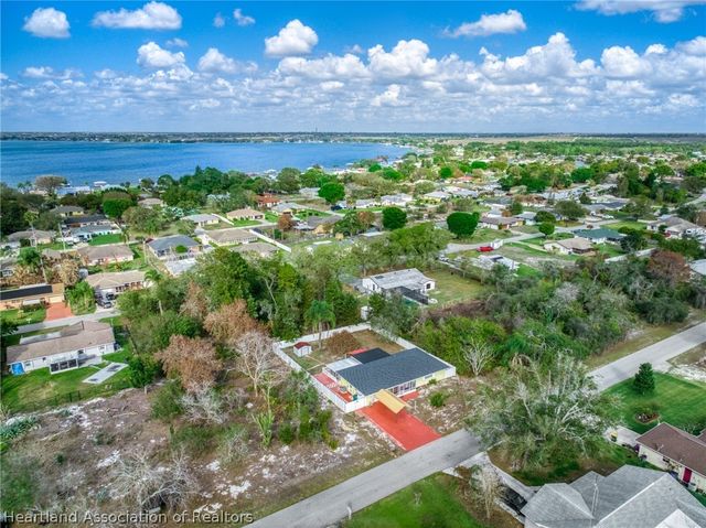 249 Lemon Road NW, Lake Placid, FL 33852