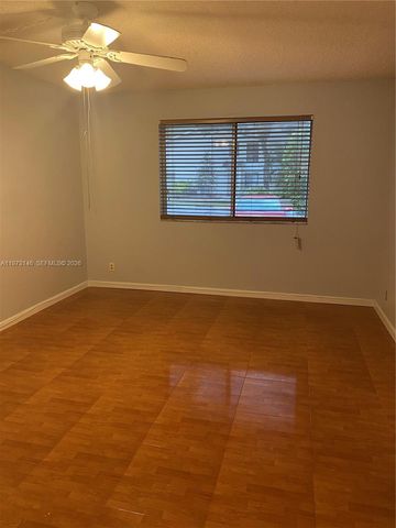 706 Gardens Dr 101, Pompano Beach, FL 33069