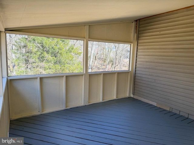 637 N BISHOP AVE, Springfield, PA 19064