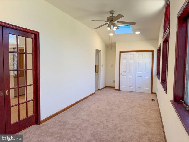 637 N BISHOP AVE, Springfield, PA 19064