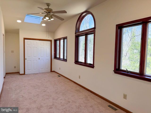 637 N BISHOP AVE, Springfield, PA 19064