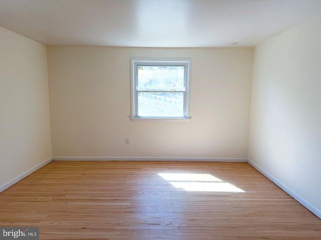 637 N BISHOP AVE, Springfield, PA 19064