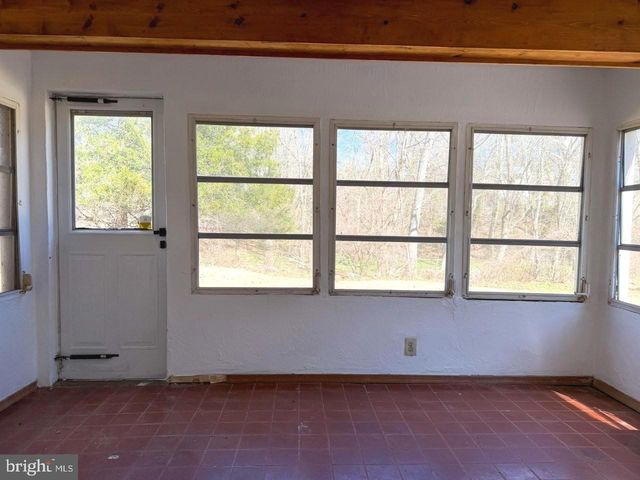 637 N BISHOP AVE, Springfield, PA 19064