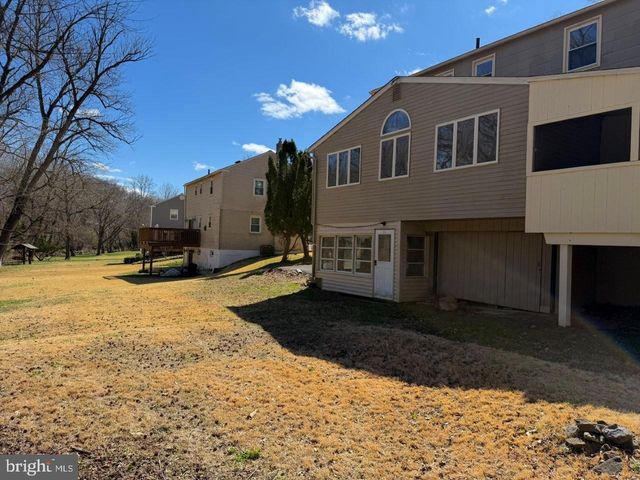 637 N BISHOP AVE, Springfield, PA 19064