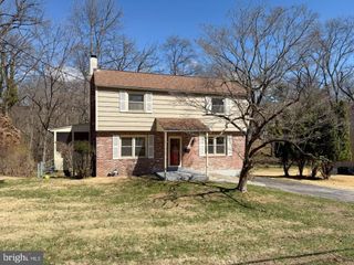 637 N BISHOP AVE, Springfield, PA 19064