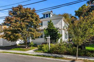 8 Endicott St, Norwood, MA 02062