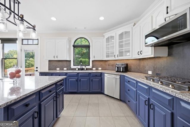 652 Crescent Ridge Trail SE, Mableton, GA 30126