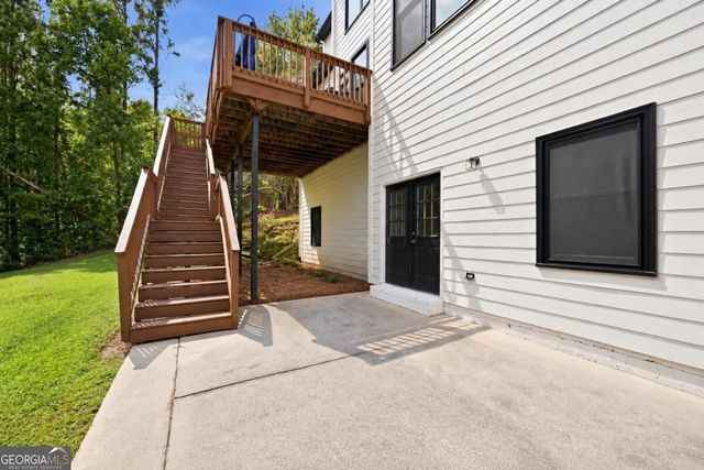 652 Crescent Ridge Trail SE, Mableton, GA 30126