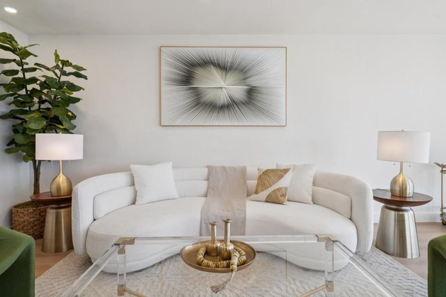 73 Alexander, Daly City, CA 94014