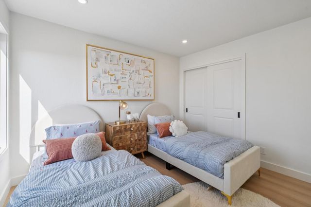 73 Alexander, Daly City, CA 94014