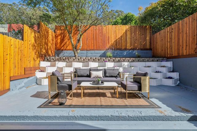 73 Alexander, Daly City, CA 94014
