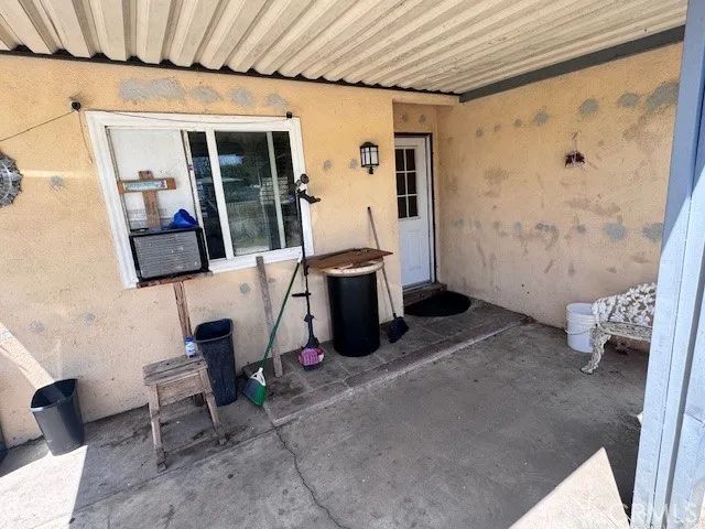 6990 Bangor, Highland, CA 92346