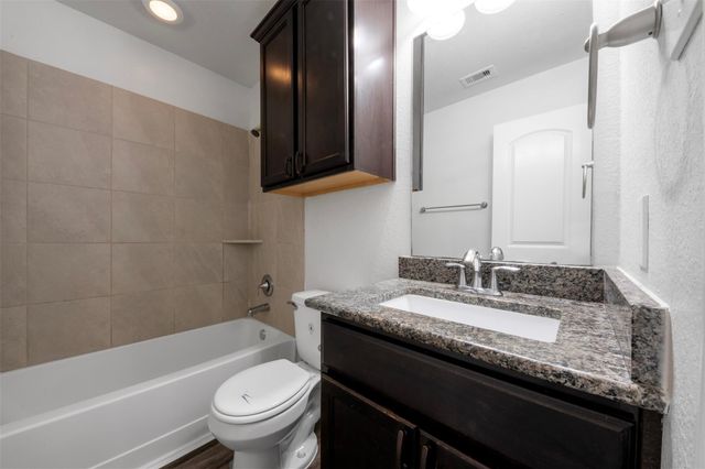 16658 Bluefin Street, Crosby, TX 77532