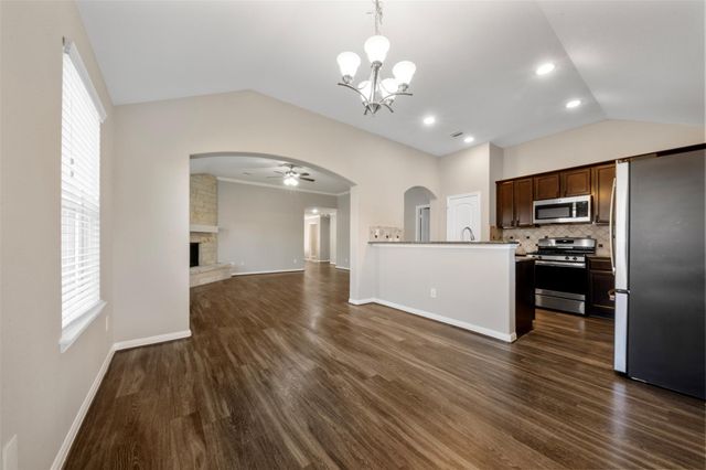 16658 Bluefin Street, Crosby, TX 77532