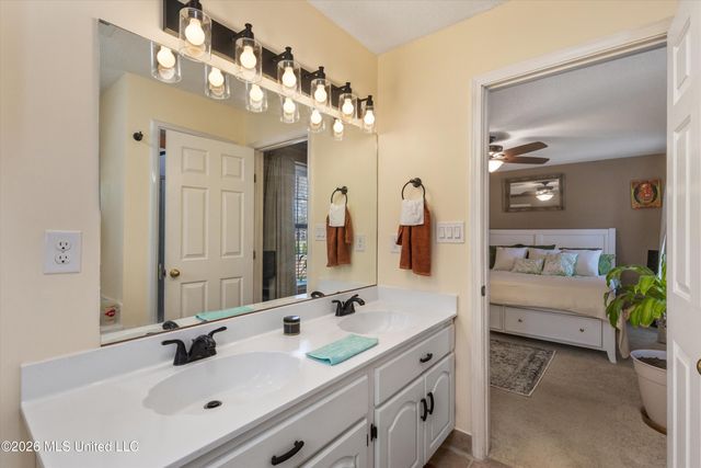 4092 Pinehurst Boulevard, Southaven, MS 38672