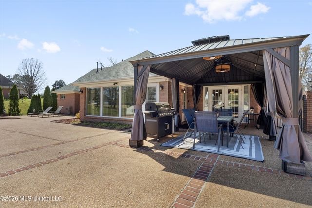 4092 Pinehurst Boulevard, Southaven, MS 38672