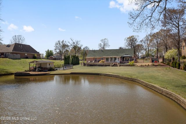 4092 Pinehurst Boulevard, Southaven, MS 38672