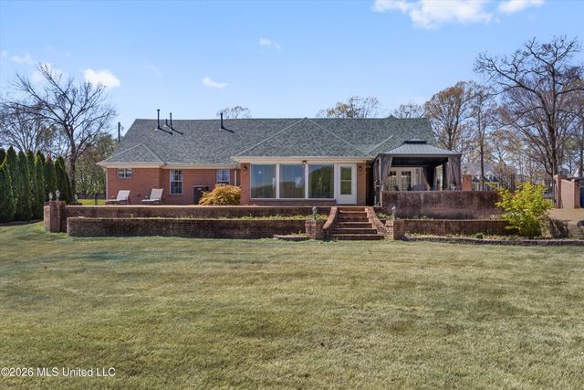 4092 Pinehurst Boulevard, Southaven, MS 38672