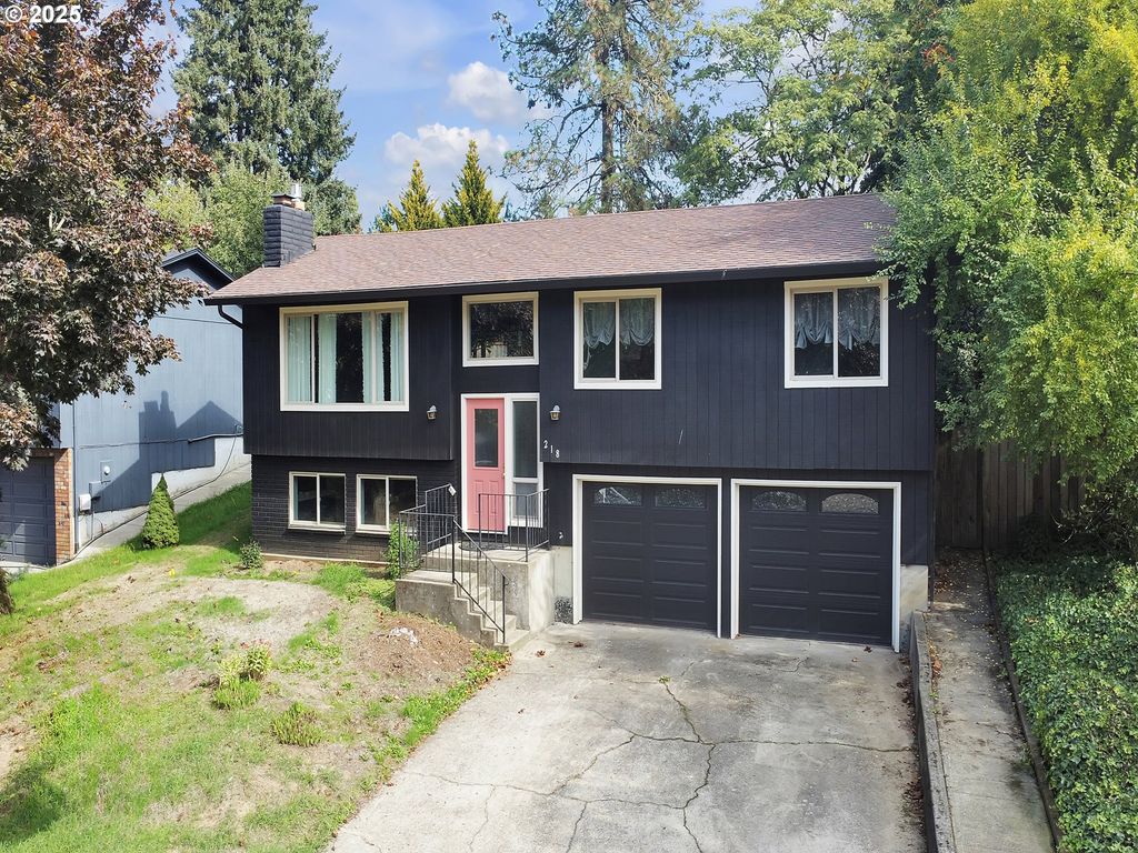 218 Nw ASH St, Mc Minnville, OR 97128