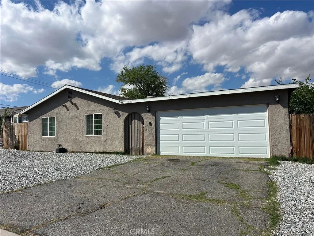 16512 Batson Place, Victorville, CA 92395