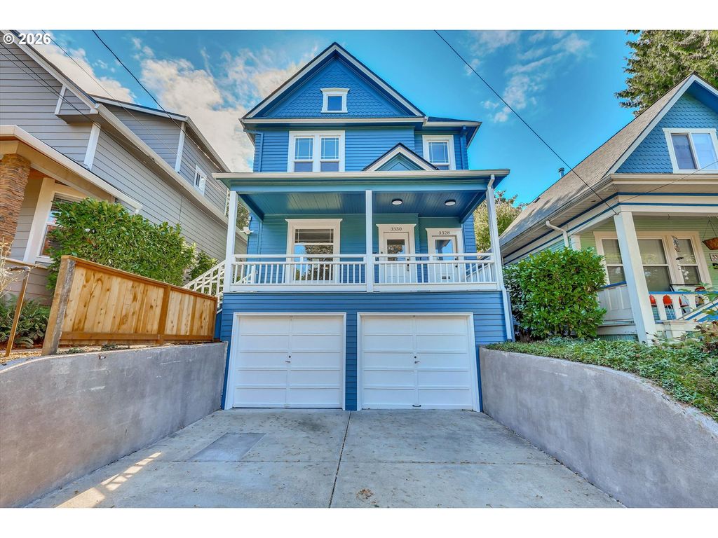3328 Se WASHINGTON St, Portland, OR 97214