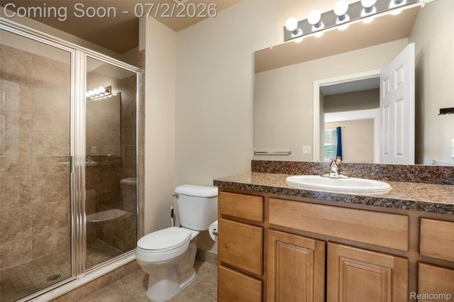 11325 N Woods Drive, Shelby Charter Township, MI 48317