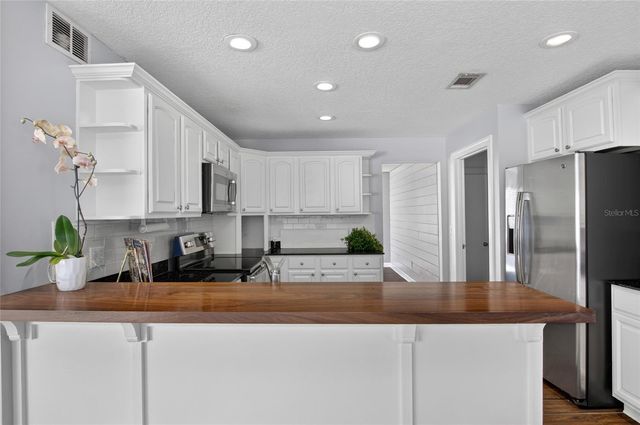 4472 WINDERLAKES DRIVE, Orlando, FL 32835