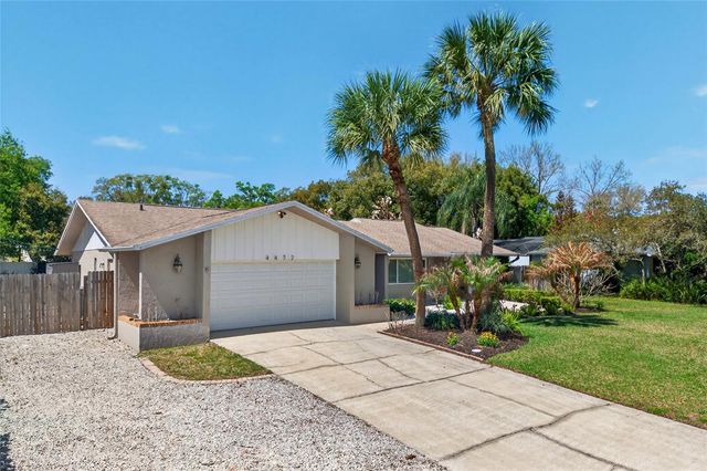 4472 WINDERLAKES DRIVE, Orlando, FL 32835