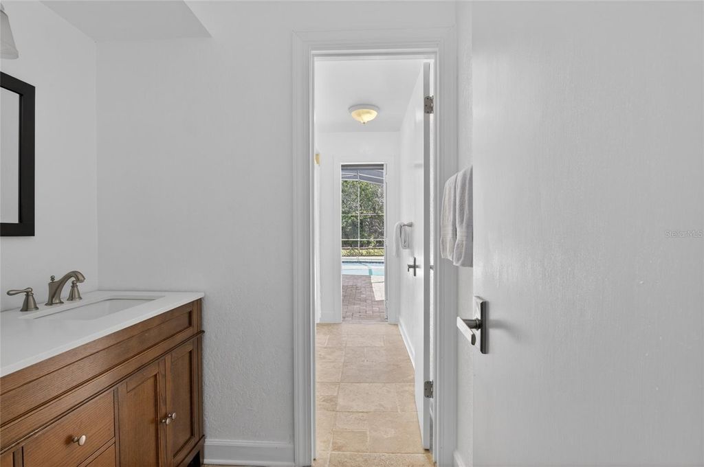 Image 32 of property listing at 4472 WINDERLAKES DRIVE, Orlando, FL 32835