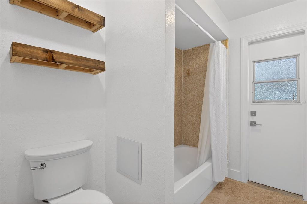 Image 34 of property listing at 4472 WINDERLAKES DRIVE, Orlando, FL 32835