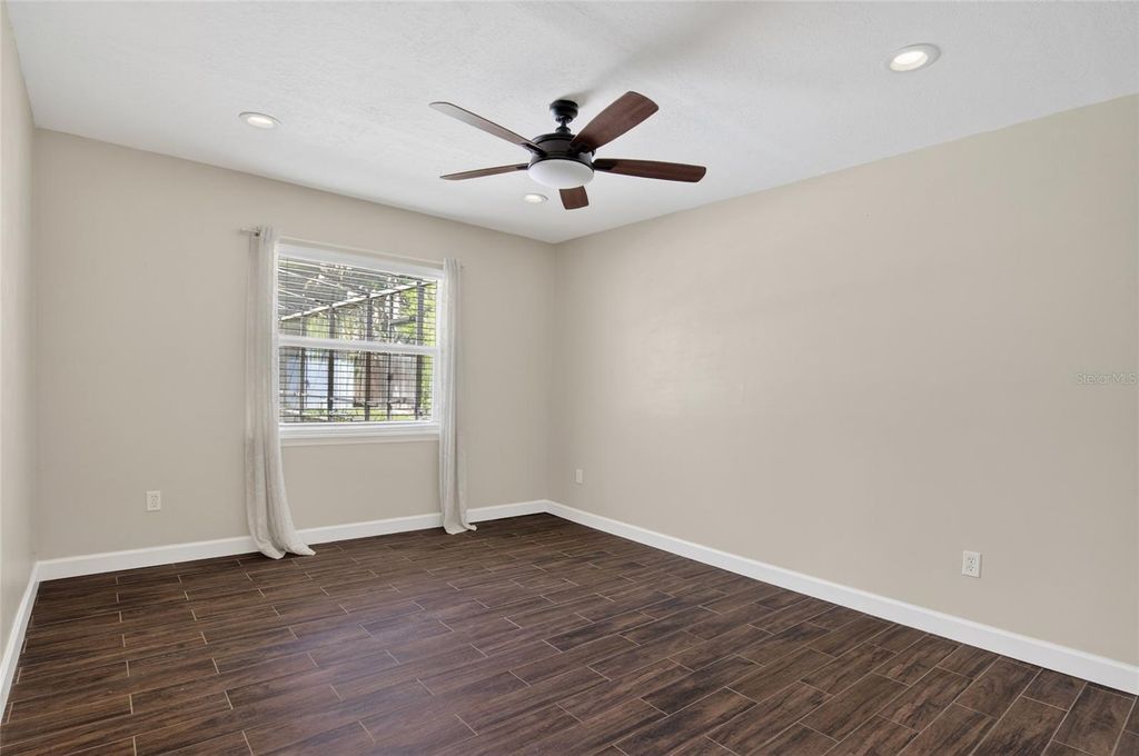 Image 35 of property listing at 4472 WINDERLAKES DRIVE, Orlando, FL 32835