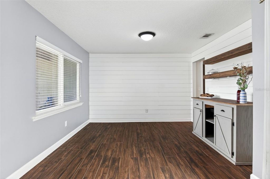 Image 10 of property listing at 4472 WINDERLAKES DRIVE, Orlando, FL 32835