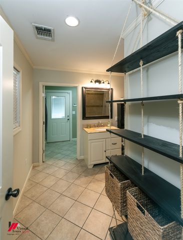 3890 Greenway Place, Shreveport, LA 71105