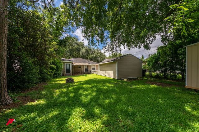 3890 Greenway Place, Shreveport, LA 71105